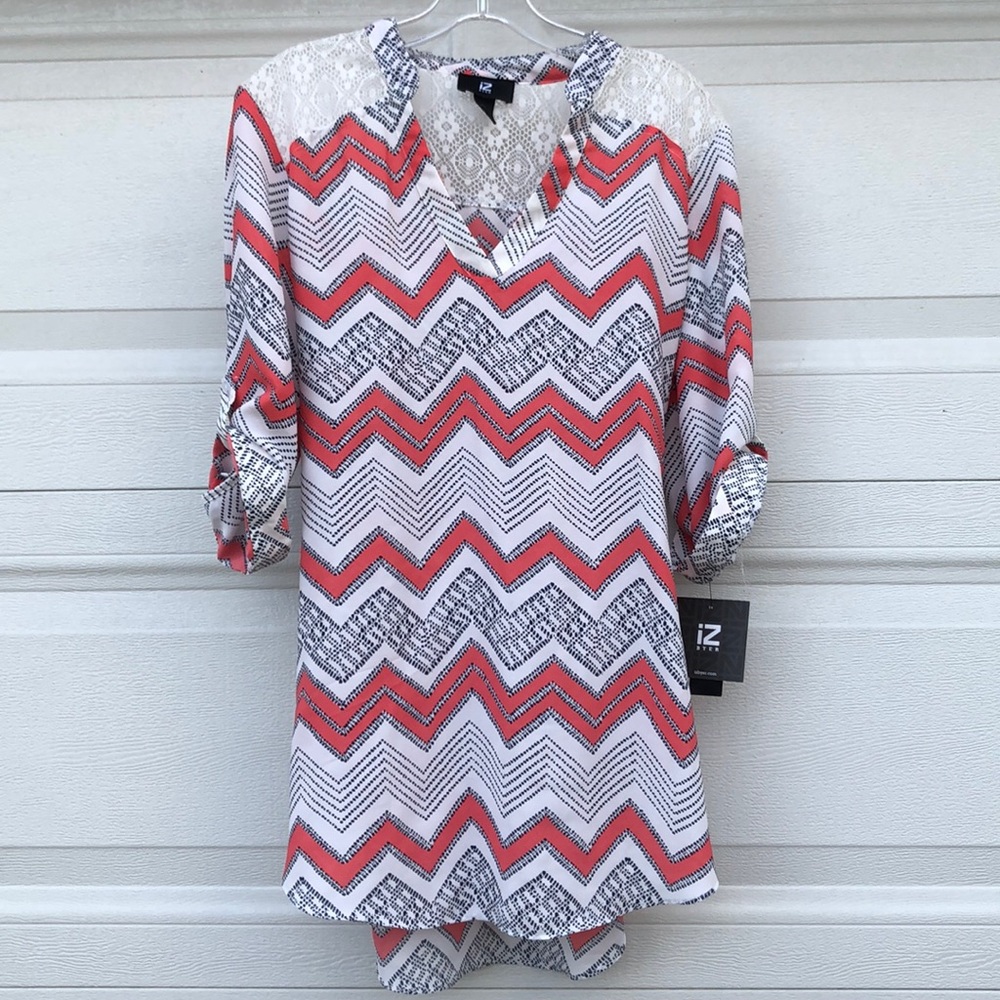 Women’s IZ Byer top